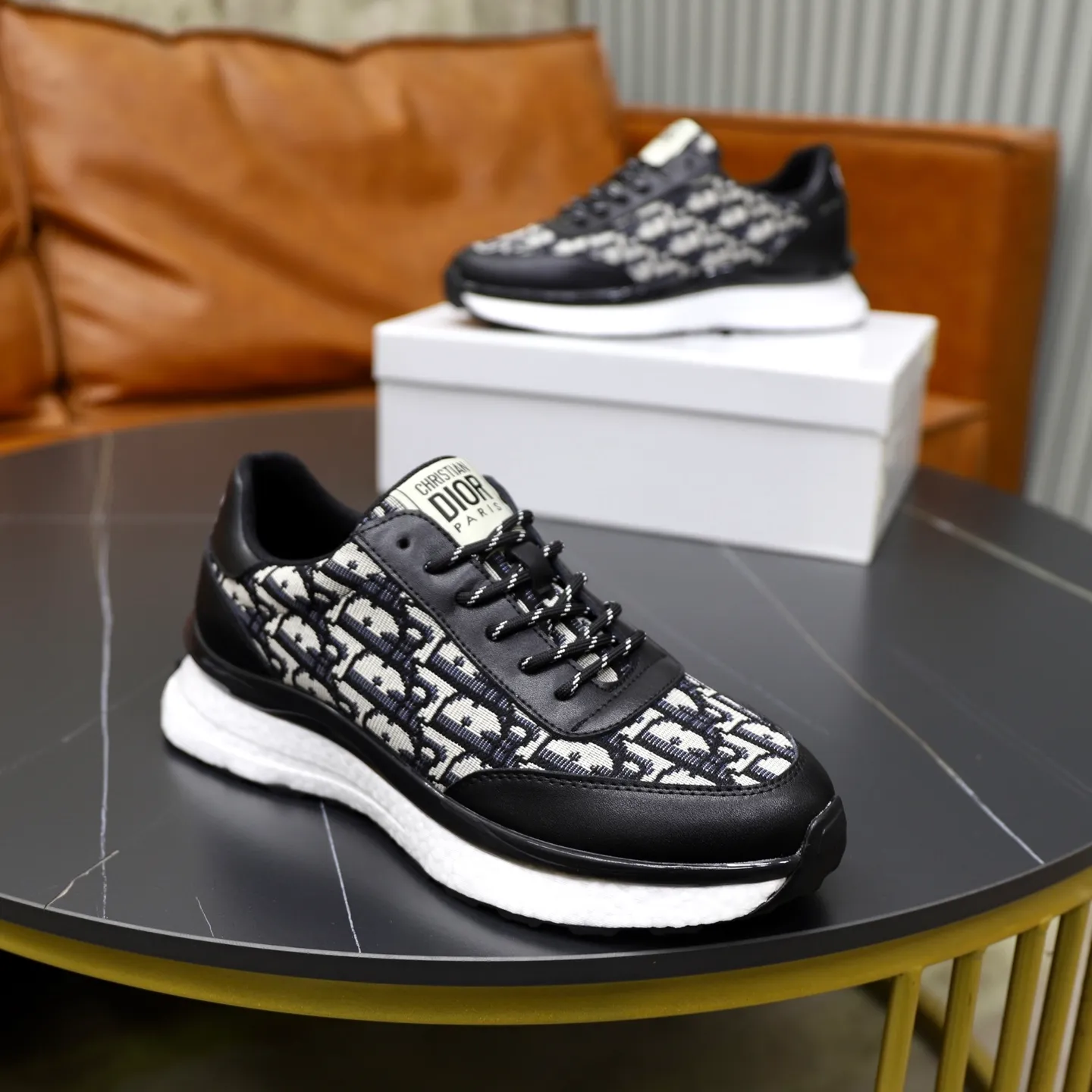 Ex-factory price: 462💰🙅‍♂️🙅‍♂️🙅‍♂️ Brand: Dior DIOR Standard code: 38-44 (45 customized) Grade: Same as the official website Material: Original material splicing Comfortable and breathable lining Lightweight and wear-resistant sports outsole Style category: Men's fashionable casual shoes Running sneakers Distinguished luxury brand elements Top luxury Color: actual picture color